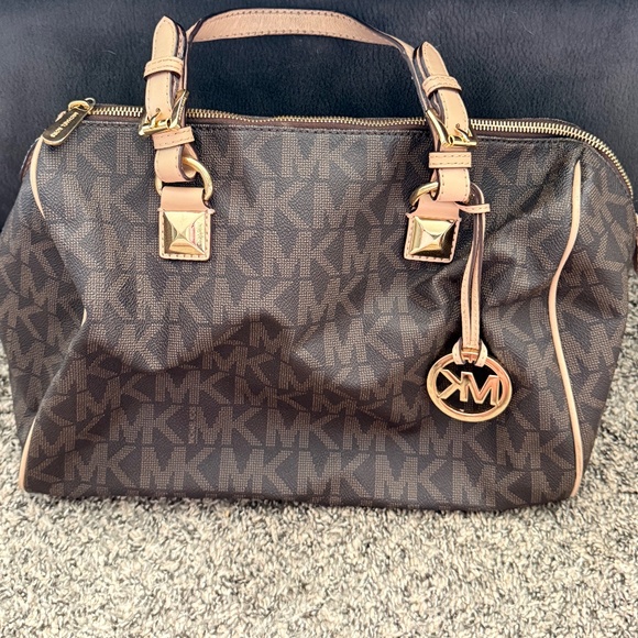 Michael Kors Satchel - Picture 1 of 1